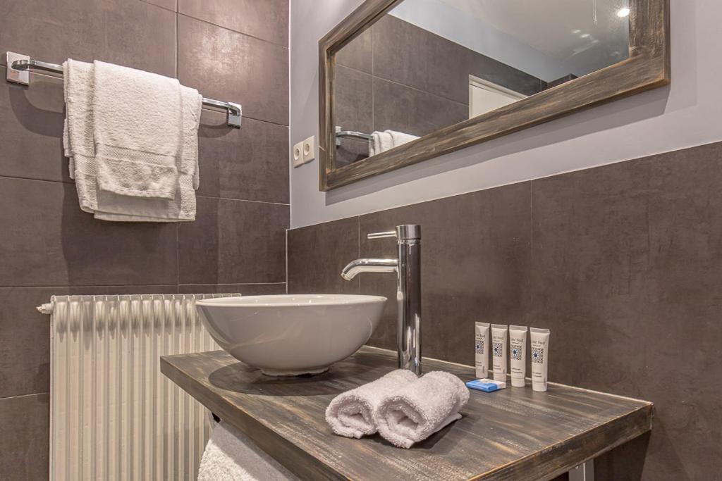 Hotel Le Relais Des Chartreuses Le Boulou Esterno foto