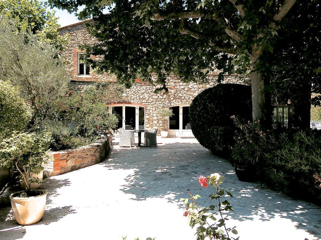 Hotel Le Relais Des Chartreuses Le Boulou Esterno foto