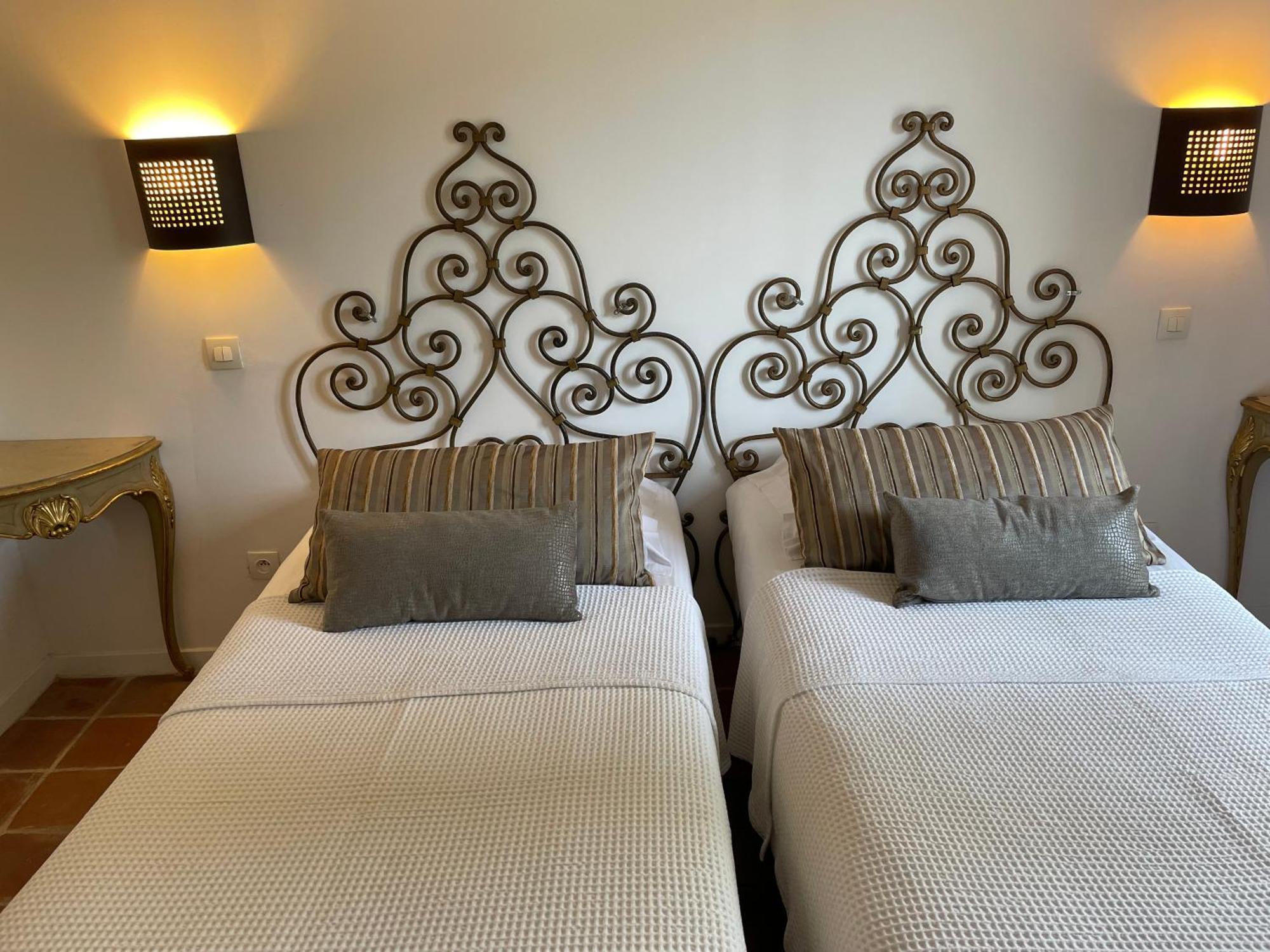 Hotel Le Relais Des Chartreuses Le Boulou Esterno foto
