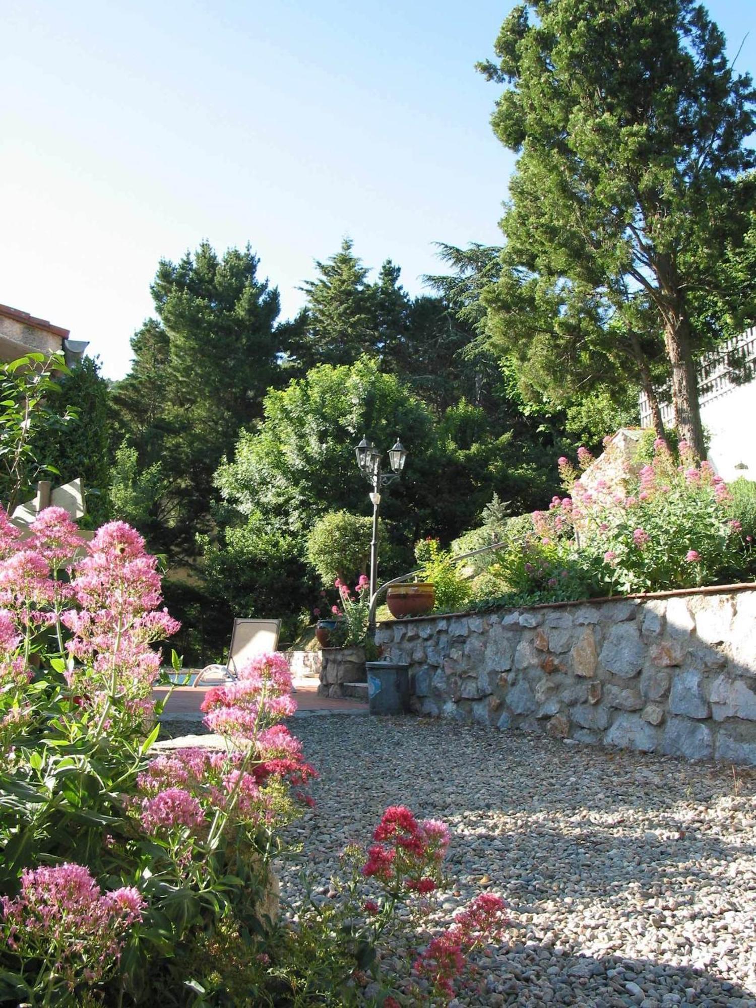 Hotel Le Relais Des Chartreuses Le Boulou Esterno foto