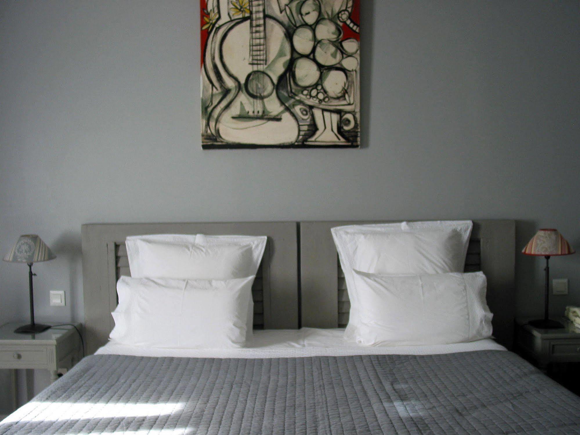 Hotel Le Relais Des Chartreuses Le Boulou Esterno foto